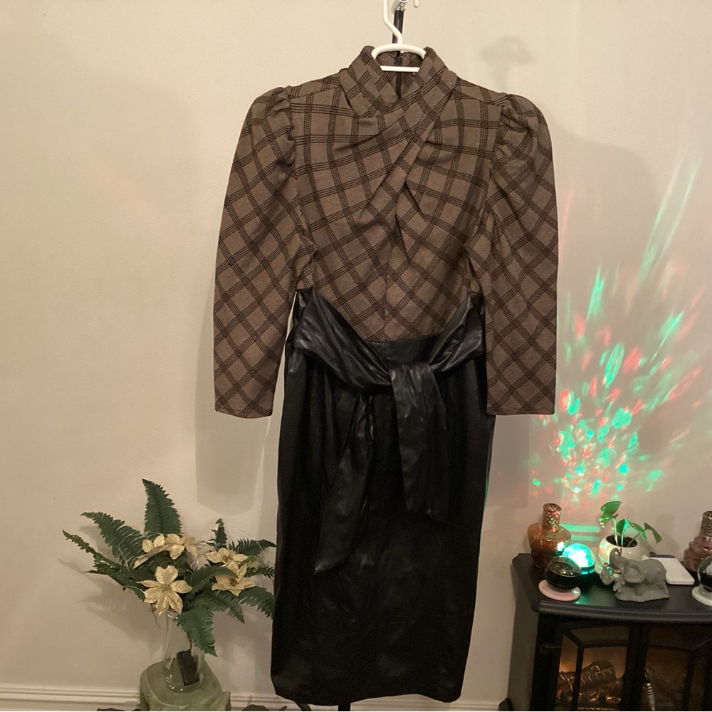 New York & Company Women’s Casual Long Sleeve Dress